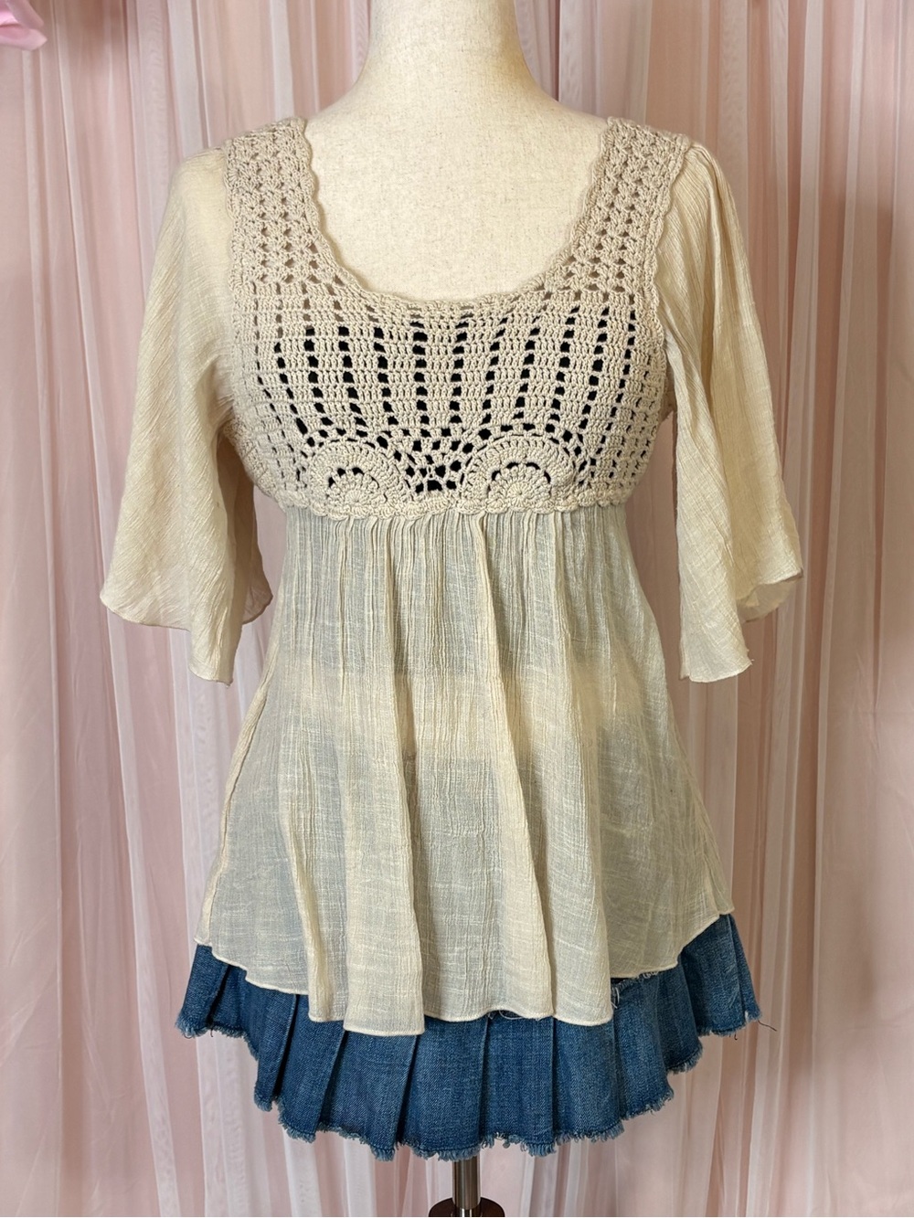 Adiva Cream Crochet-Trim Gathered Peasant Tunic
